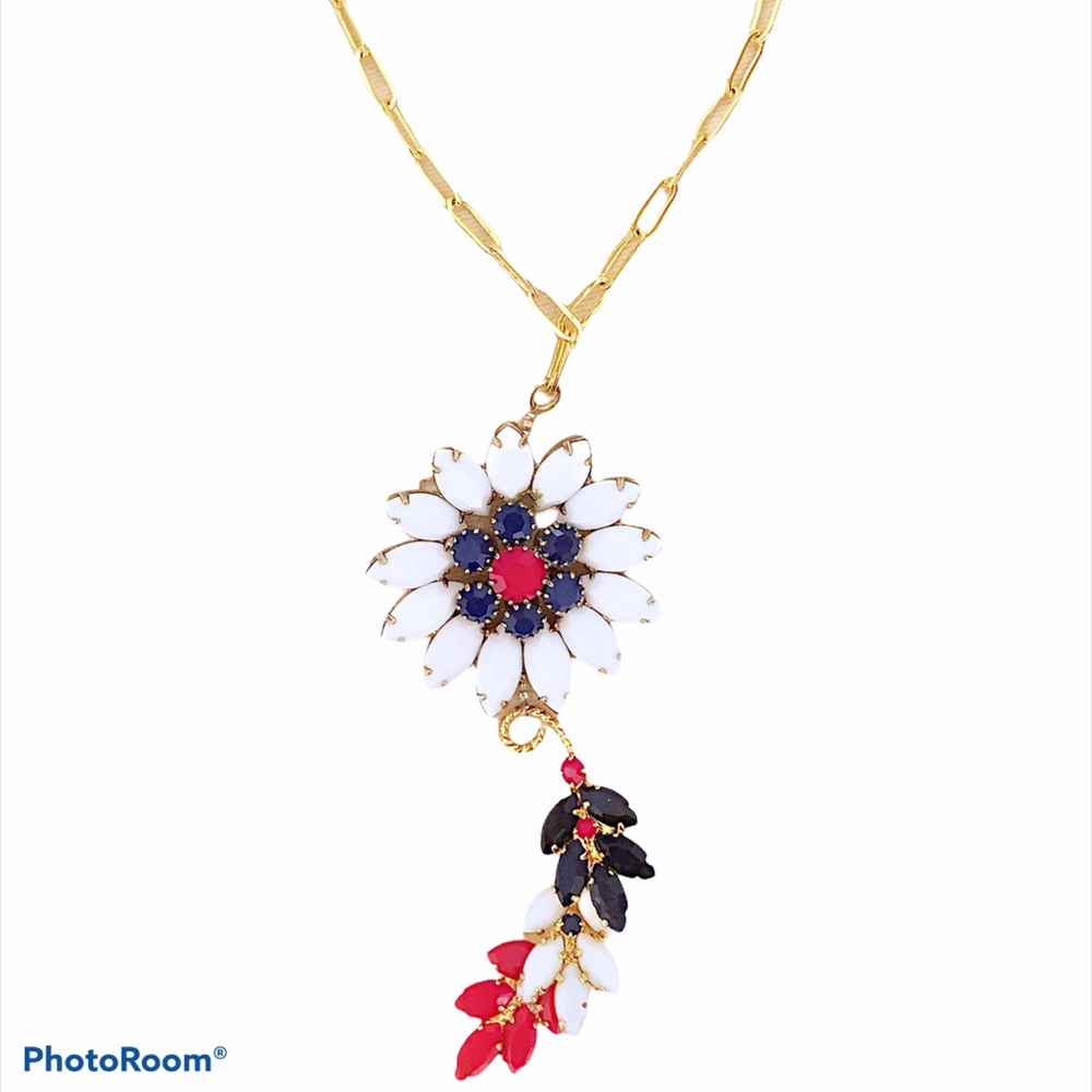 Vintage Sunflower Necklace
